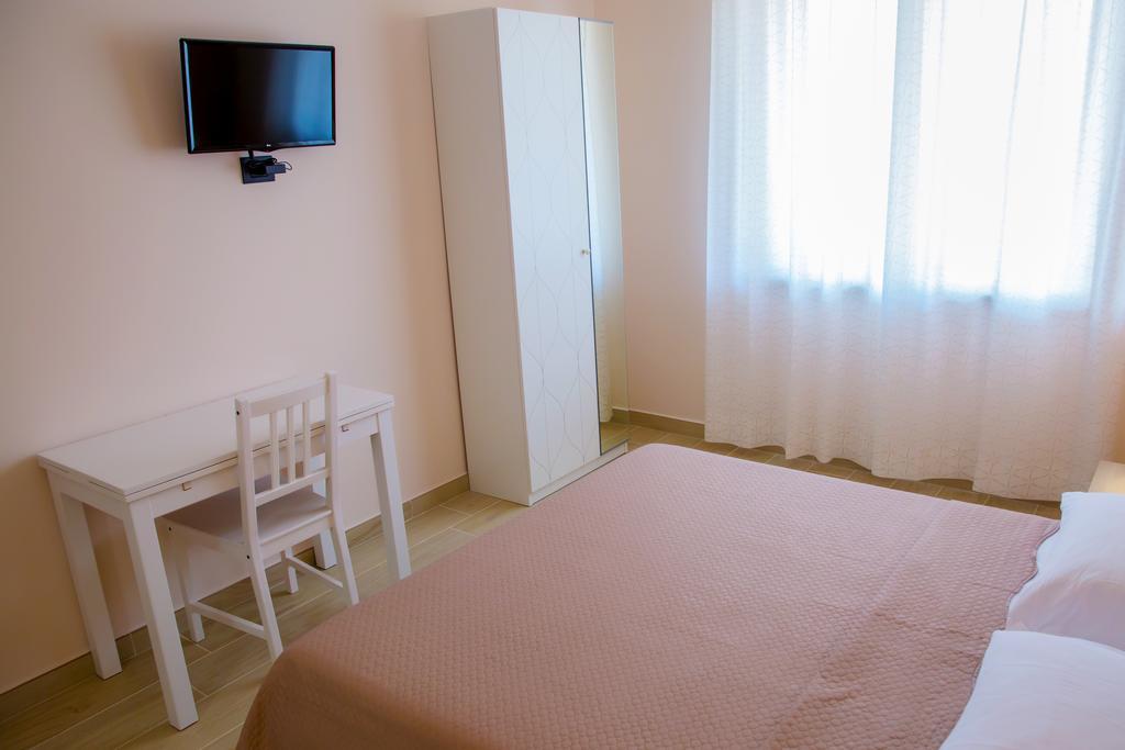 Gleda Rooms In The Square Pompei Cameră foto